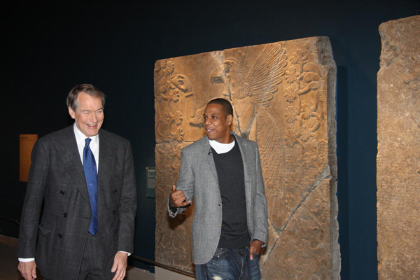 Charlie-Rose-and-JAY-Z-in-Assyrian-Relief-Galleries-at-Bklyn-Museum_-Photo-__-Adam-Husted_