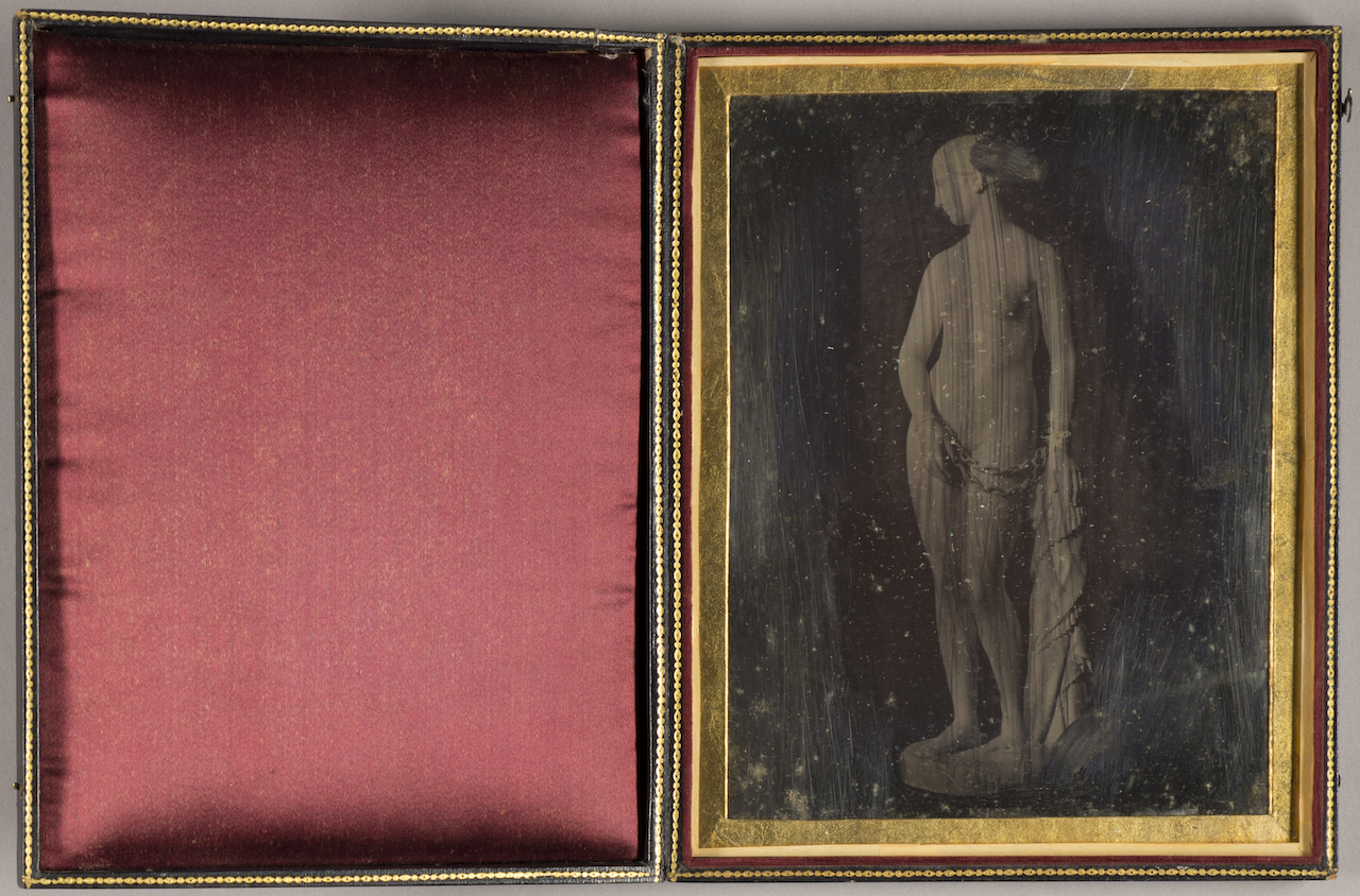 Hiram Powers, "The Greek Slave - Daguerreotype" (1848-49), daguerreotype (courtesy Smithsonian American Art Museum)