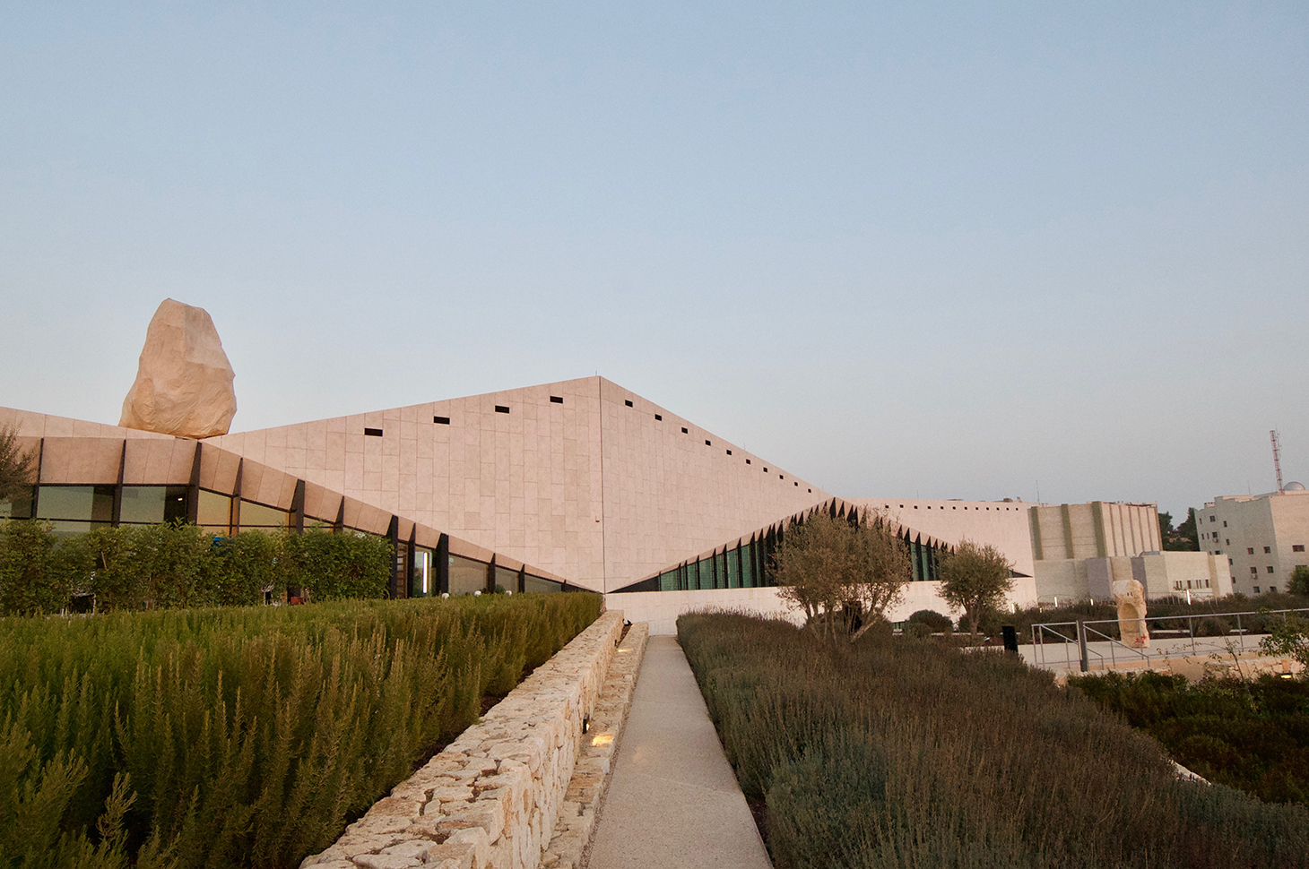 A Garden of Possibilities at the Palestinian Museum