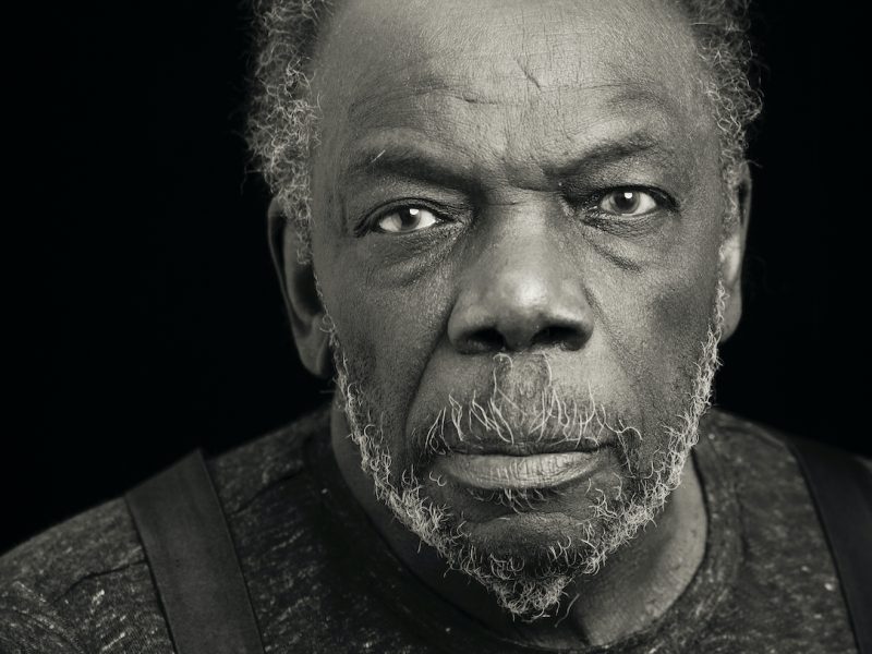 Sam Gilliam, Groundbreaking Abstractionist, Dies at 88
