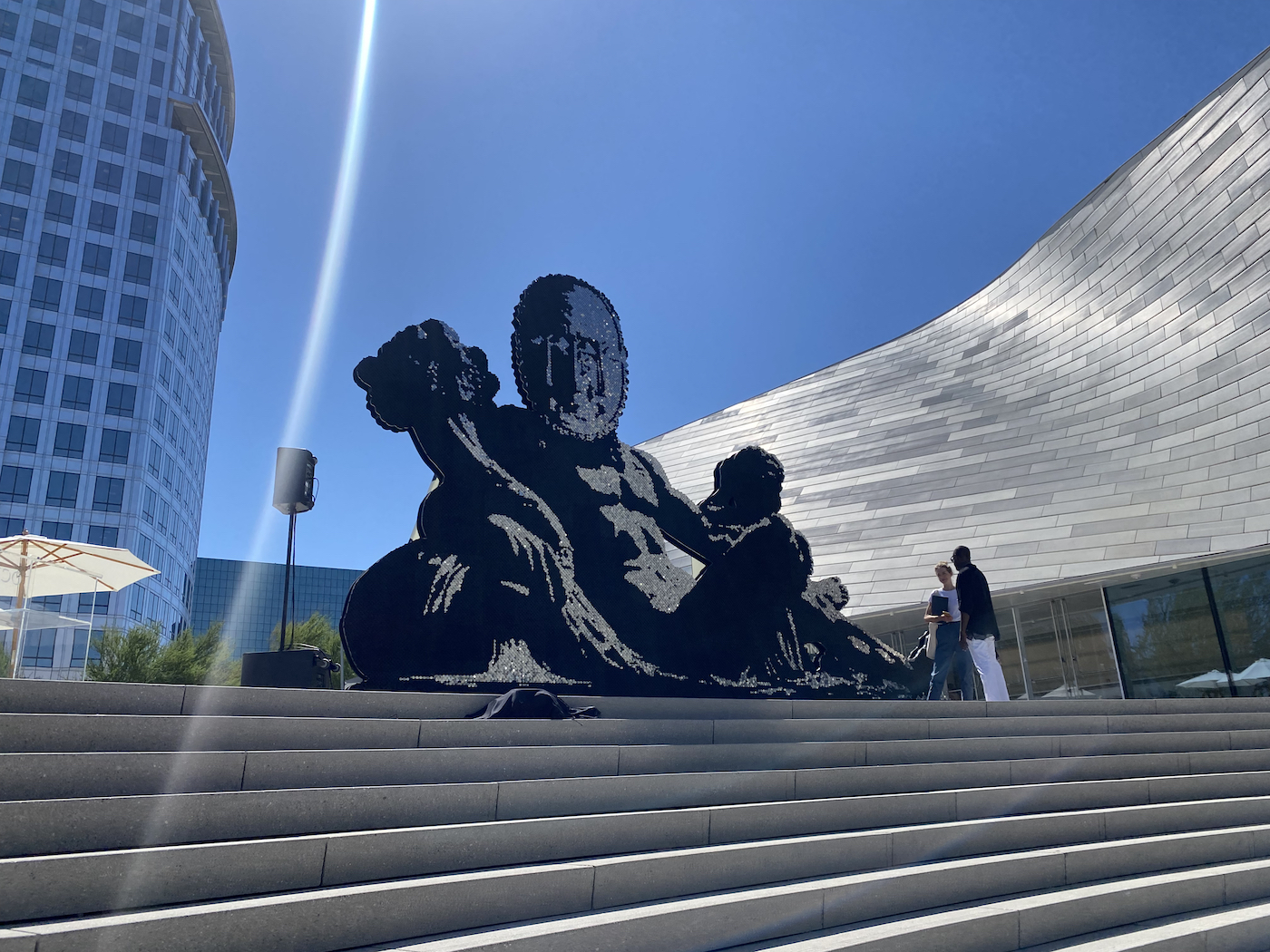 UC Irvine Takes Over Orange County Museum of Art 